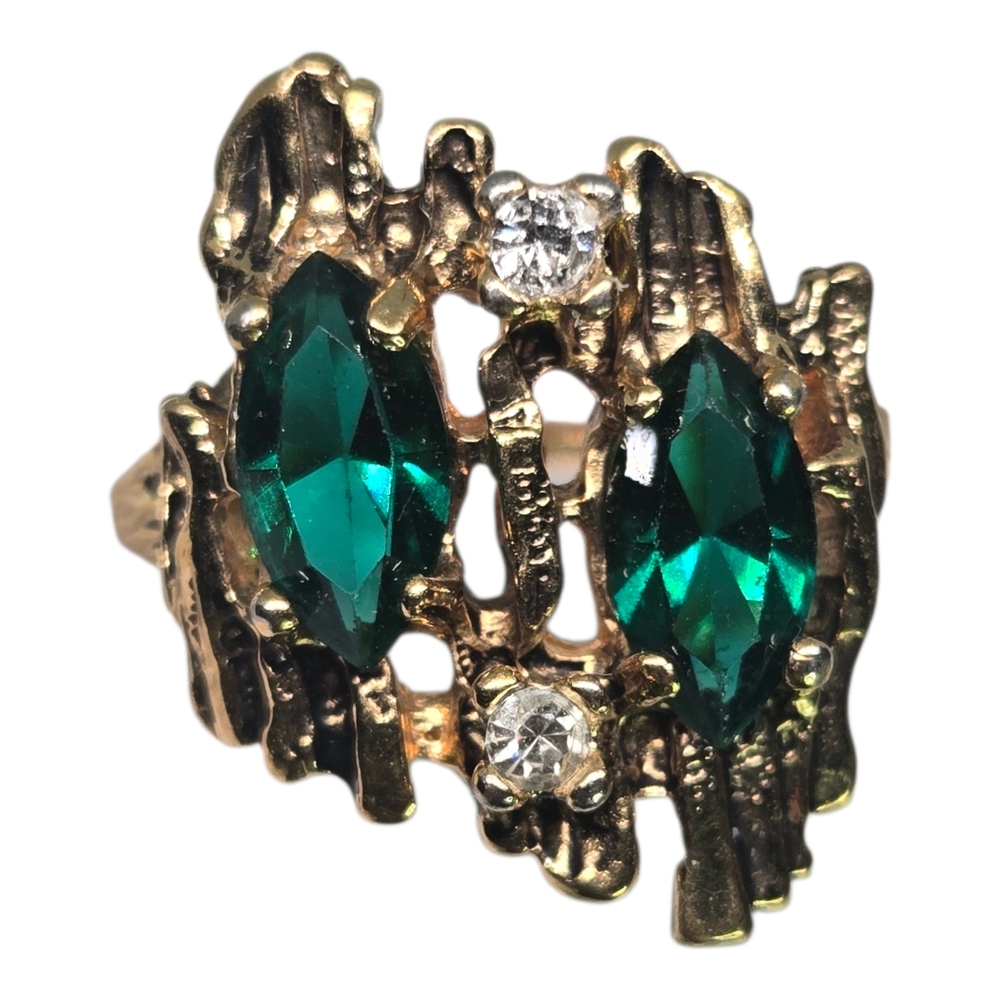 Vintage Marquese Cut Emerald Green Rhinestone Clear Stone Accent Gold Tone Ring